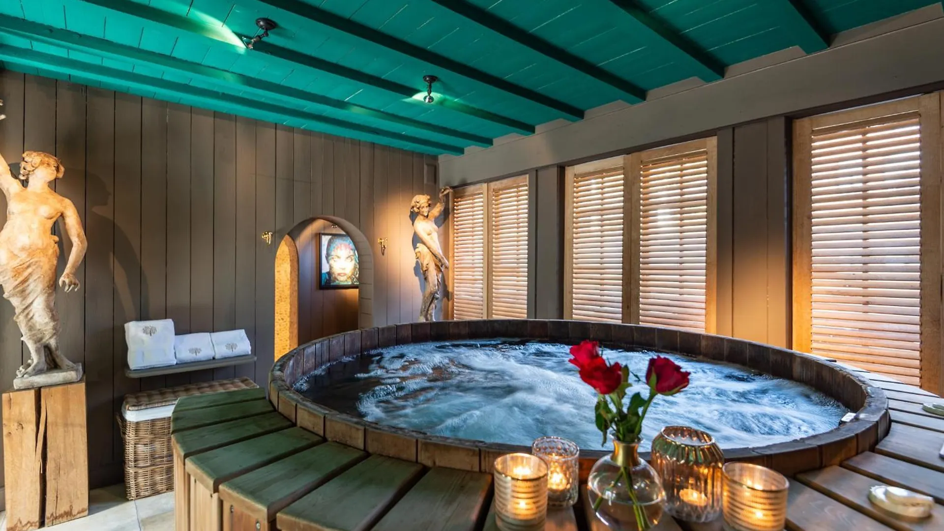 Exclusive Suites The Secret Garden Bruges Bed & Breakfast